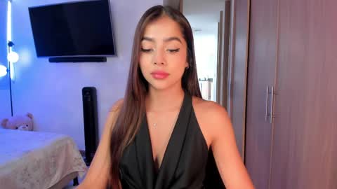 Snapshot of amydavis_ chatting on April 2026 08:18:01 PM Amy online show from April 2026 08:18:01 PM