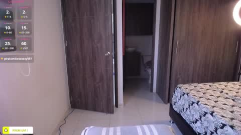 Snapshot of amyharlow_ chatting on March 2026 02:02:02 PM Jenn online show from March 2026 02:02:02 PM