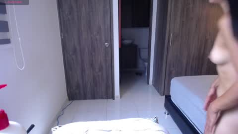 Snapshot of amyharlow_ chatting on April 2026 06:45:01 PM Jenn online show from April 2026 06:45:01 PM