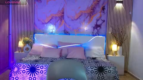 Snapshot of amyjohnsonn chatting on May 2026 04:43:02 AM amyjohnsonn online show from May 2026 04:43:02 AM