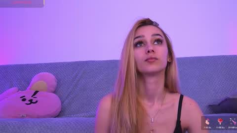 Snapshot of amykentt chatting on April 2026 07:29:02 PM amykentt online show from April 2026 07:29:02 PM