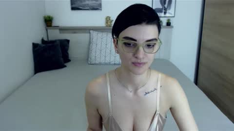 Snapshot of amylexy chatting on January 2025 11:19:02 AM Hi there guys  My pleasure in your hands  pvt is open online show from January 2025 11:19:02 AM