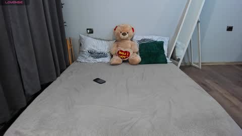 amymilson online show from February 2025 03:59:02 PM