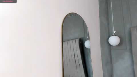 Amy ... Nice to meet u   thumb up me please its important online show from January 2025 04:09:02 AM