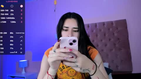 Amy ... Nice to meet u   thumb up me please its important online show from March 2025 04:58:02 AM