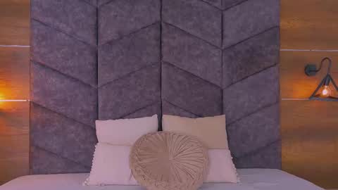 Snapshot of amypalmmer chatting on November 2025 11:42:01 AM AMMY online show from November 2025 11:42:01 AM