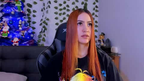 Snapshot of amypond__ chatting on December 2024 05:12:01 PM Amy online show from December 2024 05:12:01 PM