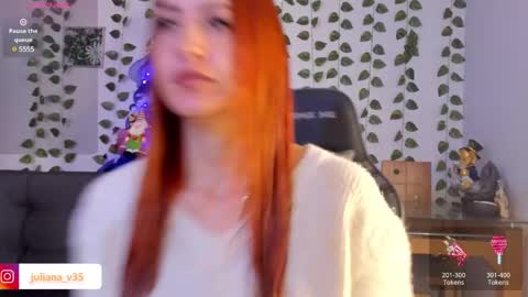 Snapshot of amypond__ chatting on December 2024 04:03:02 PM Amy online show from December 2024 04:03:02 PM