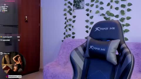 Snapshot of amypond__ chatting on February 2025 01:54:01 AM Amy online show from February 2025 01:54:01 AM