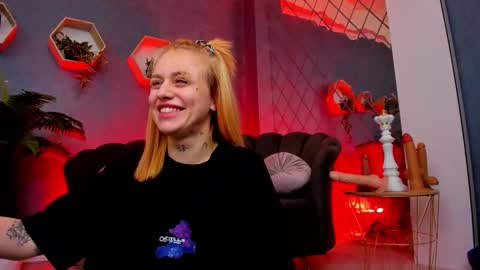 Snapshot of amyriderr chatting on March 2026 09:53:01 PM amyriderr online show from March 2026 09:53:01 PM