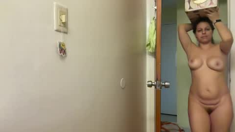 Snapshot of amysmilez chatting on February 2025 03:28:02 PM Amy Smilez online show from February 2025 03:28:02 PM