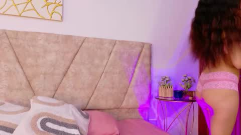 Snapshot of amyvegaa_ chatting on October 2025 01:09:01 PM amyvegaa_ online show from October 2025 01:09:01 PM