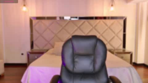 AMY WALKER online show from March 2025 10:09:01 AM