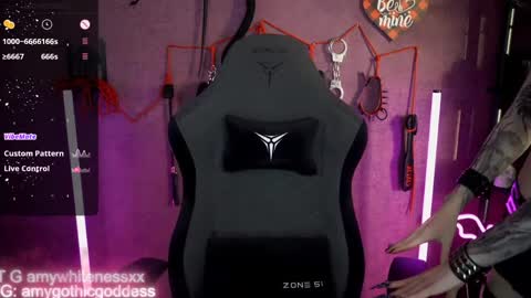 Snapshot of amywhitenessxx chatting on March 2026 11:43:02 AM Amy switch Goddess divine Mistress online show from March 2026 11:43:02 AM