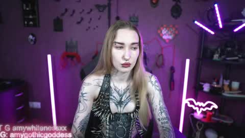 Amy switch Goddess divine Mistress   online show from June 2026 03:47:02 PM