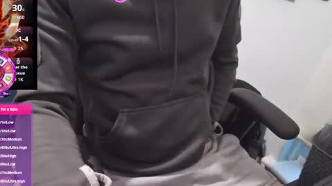 A online show from December 2025 08:54:02 AM