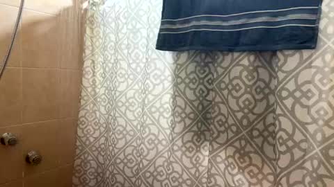 an_e333 online show from October 2025 01:36:02 AM