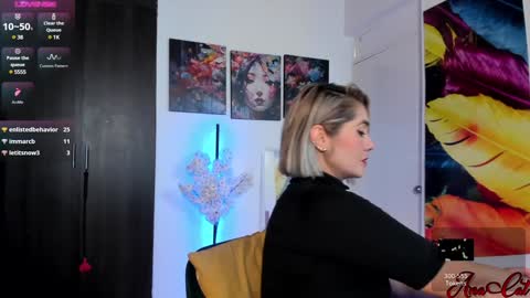 Snapshot of ana_cat chatting on February 2025 04:36:01 PM Ana online show from February 2025 04:36:01 PM