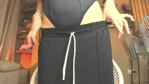 Ana Maria online show from March 2026 10:59:01 PM