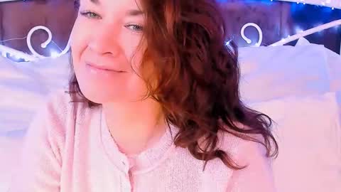 Snapshot of ana_mills chatting on December 2025 10:11:01 AM Ana online show from December 2025 10:11:01 AM