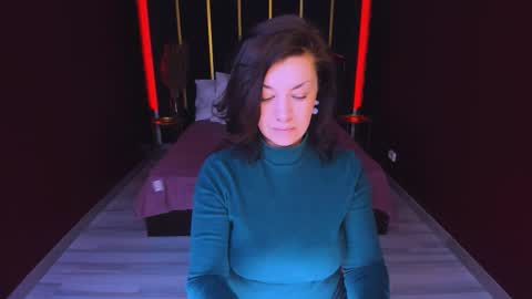 Snapshot of ana_mills chatting on February 2026 10:03:02 AM Ana online show from February 2026 10:03:02 AM