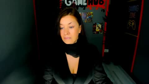 Snapshot of ana_mills chatting on March 2026 10:07:02 AM Ana online show from March 2026 10:07:02 AM