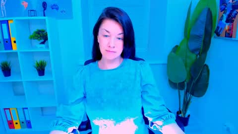 Snapshot of ana_mills chatting on May 2026 10:11:01 AM Ana online show from May 2026 10:11:01 AM