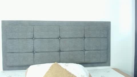 Ana Paula online show from January 2026 12:20:01 PM