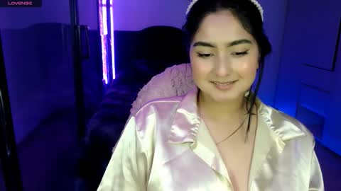 Ana Ricciardi online show from November 2025 04:34:01 AM