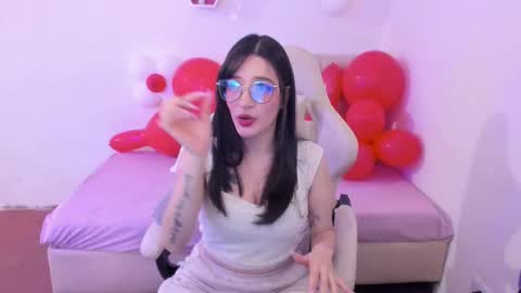 Im anna but you can call me as you want online show from March 2026 08:41:02 PM