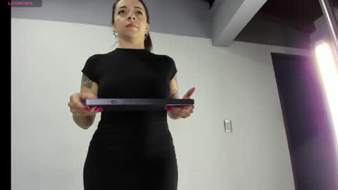 Ana  online show from February 2026 11:11:01 AM