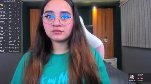 Ana online show from December 2024 08:18:02 PM