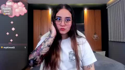 Ana online show from February 2025 08:35:02 PM