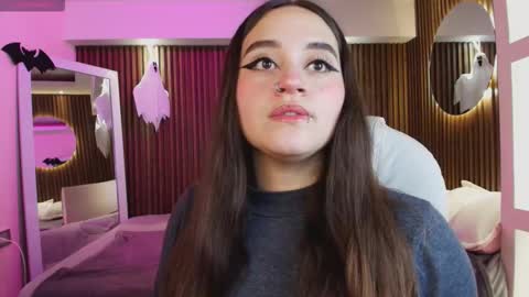 Ana online show from October 2025 08:06:02 PM