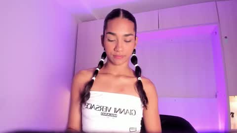 anaacollins_ online show from March 2026 12:09:01 PM