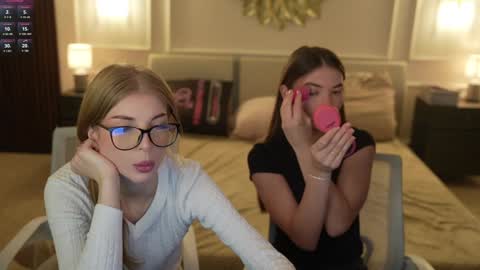 Snapshot of anabel054 chatting on September 2025 06:24:01 AM Anabel Kira Zlata Kira Elice Lana Dominika Sofy Kaila Bridget online show from September 2025 06:24:01 AM