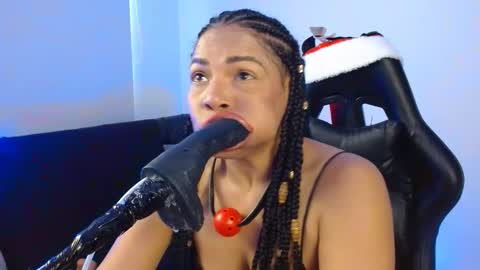 anabel alice gandara  online show from December 2024 01:28:01 PM