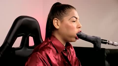 anabel alice gandara  online show from September 2025 10:53:02 AM