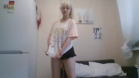 Snapshot of anabelbrando chatting on July 2026 03:26:02 PM Malvina online show from July 2026 03:26:02 PM