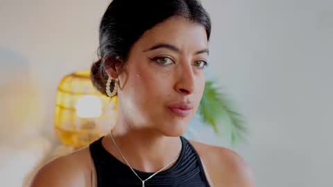 Snapshot of anabelcurvy chatting on October 2025 01:44:01 PM anabelcurvy online show from October 2025 01:44:01 PM