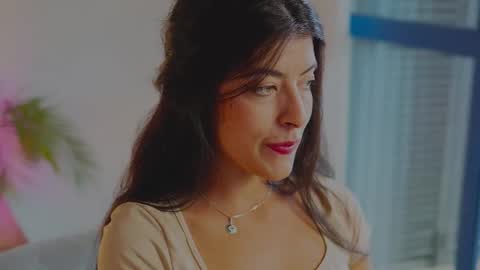 Snapshot of anabelcurvy chatting on October 2025 02:06:01 PM anabelcurvy online show from October 2025 02:06:01 PM