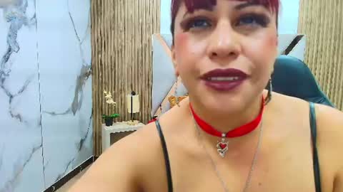 Snapshot of anabella_thompson chatting on June 2026 11:35:02 AM Anabella online show from June 2026 11:35:02 AM
