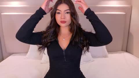 anabelleray online show from December 2025 07:20:02 PM