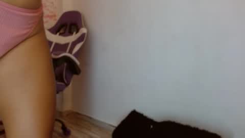 ANAH   online show from October 2025 08:37:02 PM