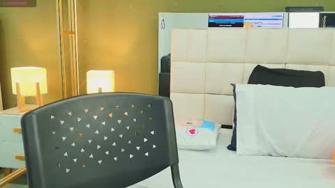 Anahi  online show from October 2025 08:04:02 PM