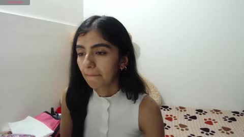 Snapshot of anahibrowns95 chatting on March 2026 12:50:01 AM Anahi Browns online show from March 2026 12:50:01 AM
