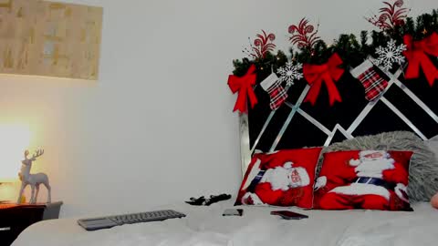 Snapshot of anahidolls chatting on December 2024 04:17:01 PM Anah online show from December 2024 04:17:01 PM