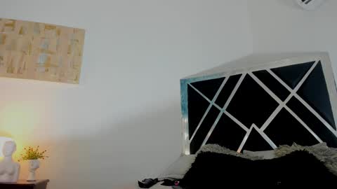 Snapshot of anahidolls chatting on March 2025 03:59:01 PM Anah online show from March 2025 03:59:01 PM