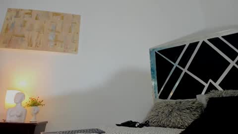 Snapshot of anahidolls chatting on March 2025 12:30:02 PM Anah online show from March 2025 12:30:02 PM