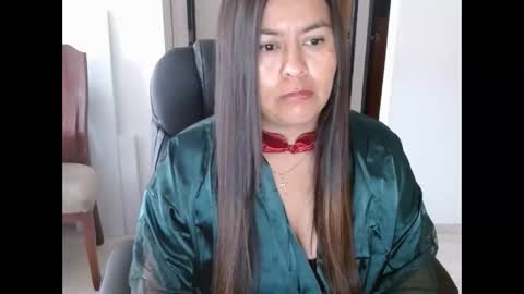 Snapshot of anaids_dam chatting on November 2025 02:26:01 PM anaids online show from November 2025 02:26:01 PM